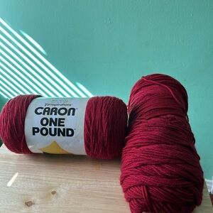 Carbon One Pound Yarn in Rich Burgundy